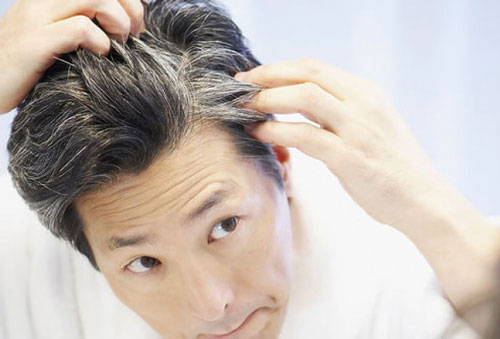 عواملی که در سفید شدن مو نقش دارند